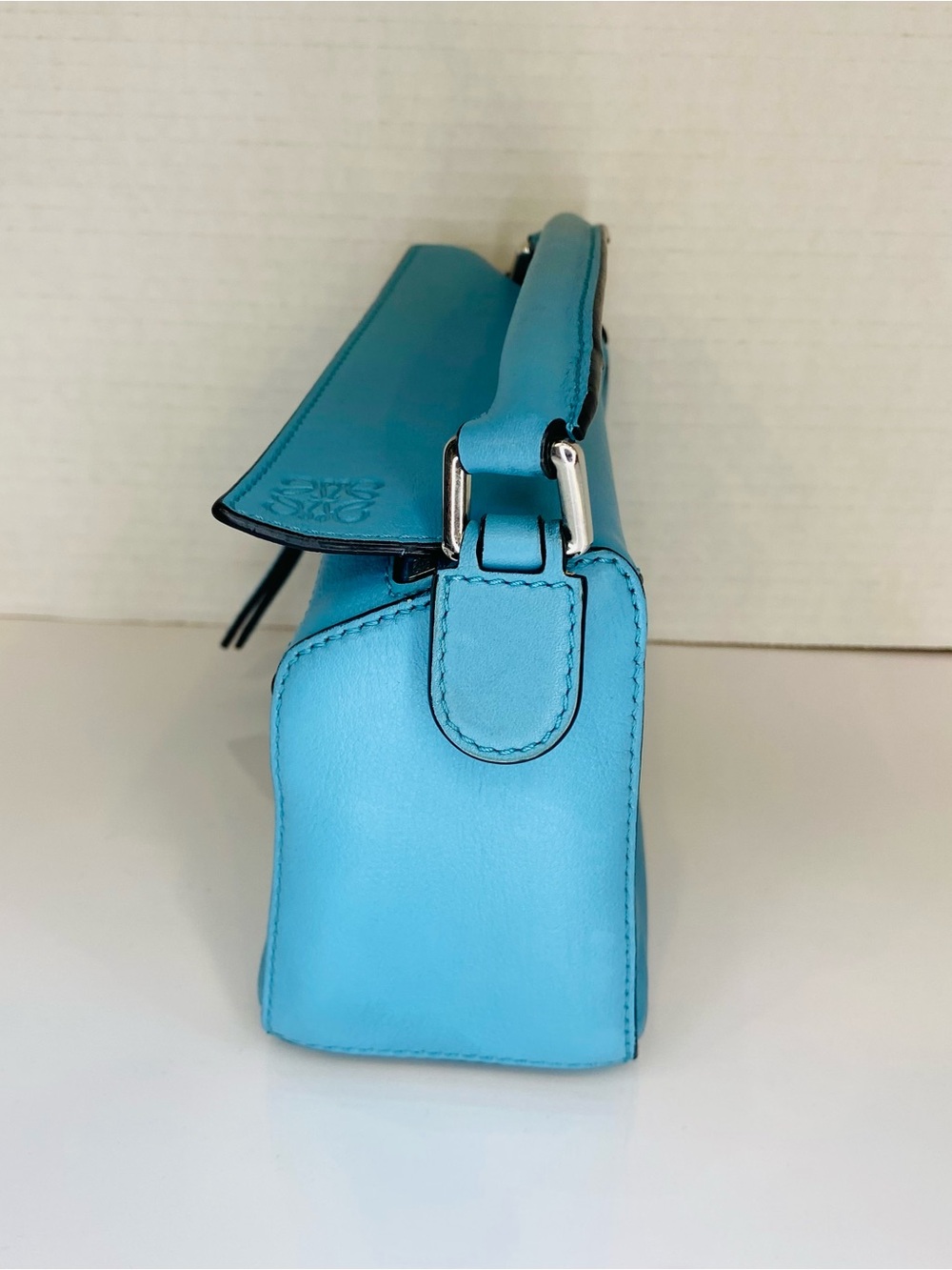 Women's Loewe Puzzle bag mini Blue Leather Top-Handle Bag - Picture 4 of 12